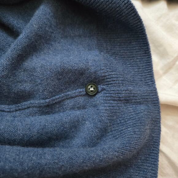 Neiman Marcus Cashmere Sweater Size L Blue Pullover Collared Quarter Button - Picture 11 of 11